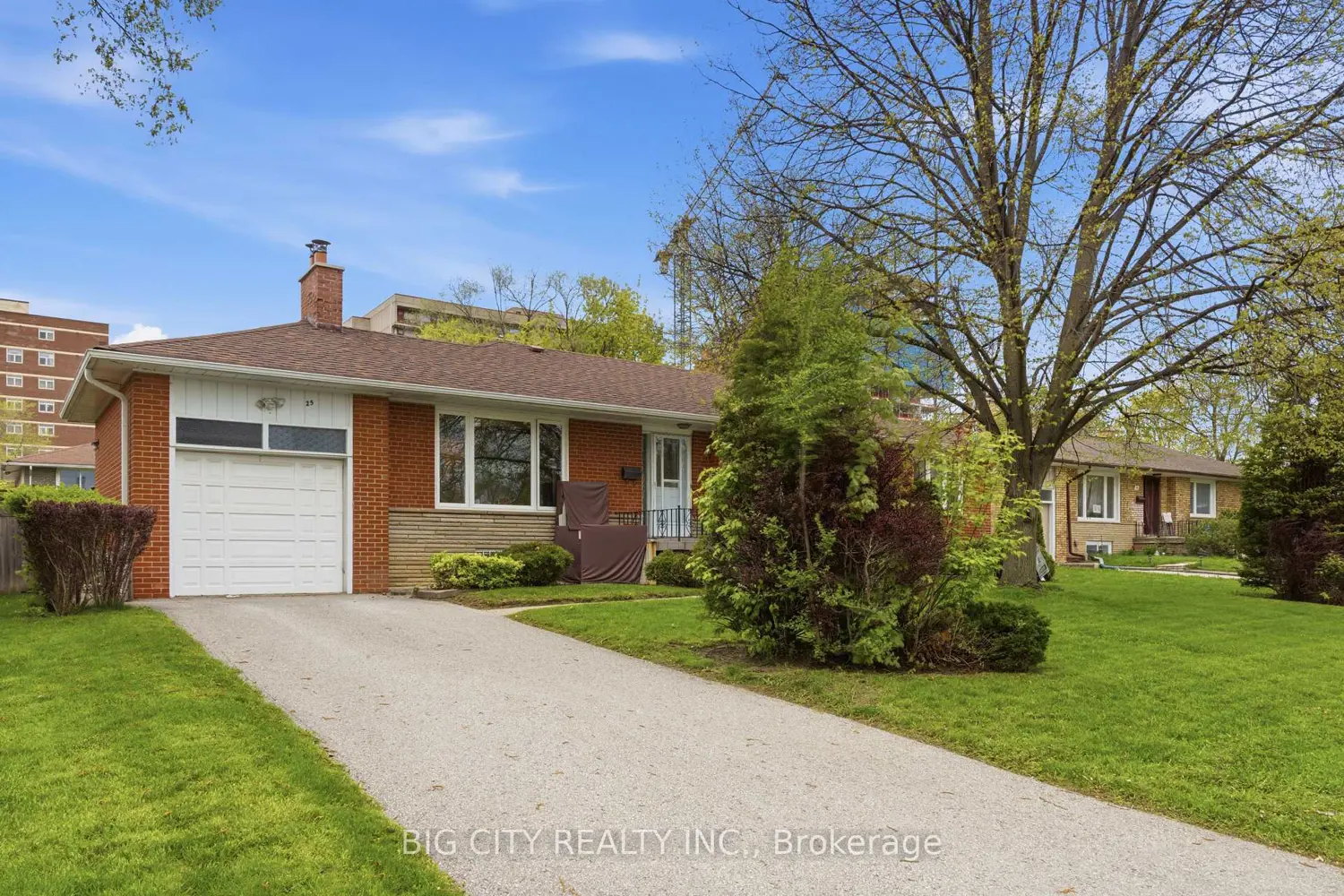 25 Foxhill Road photo 2