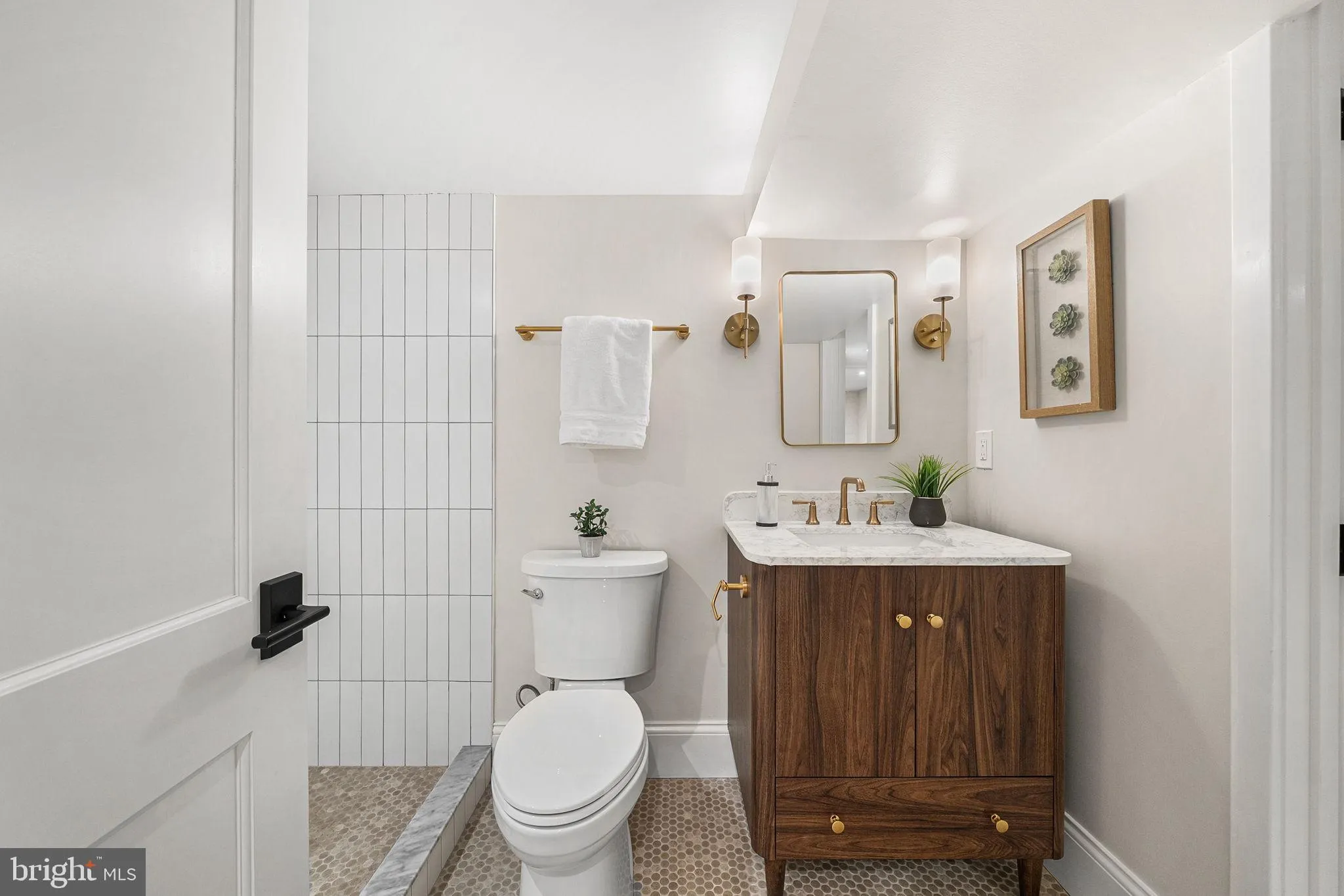 Additional image 134 of 3822 Van Ness Street NW, Washington, DC 20016