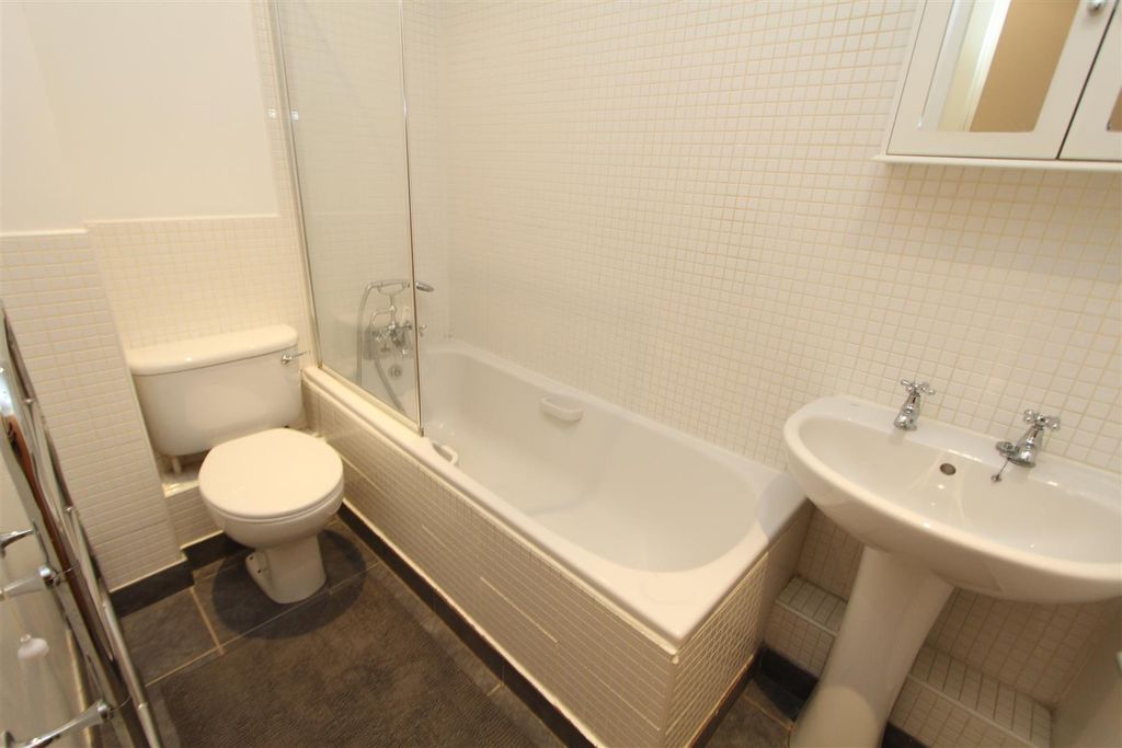 Additional image 4 of 1 bed flat for saleSouth Parade, Leeds LS1