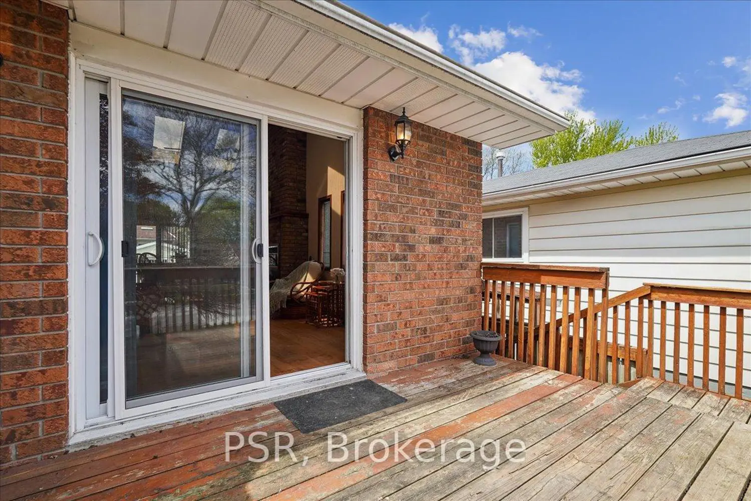 Additional image 10 of 2204 Cartier Crescent