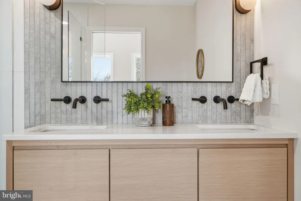 Additional image 30 of 1412 Trinidad Avenue NE, Washington, DC 20002