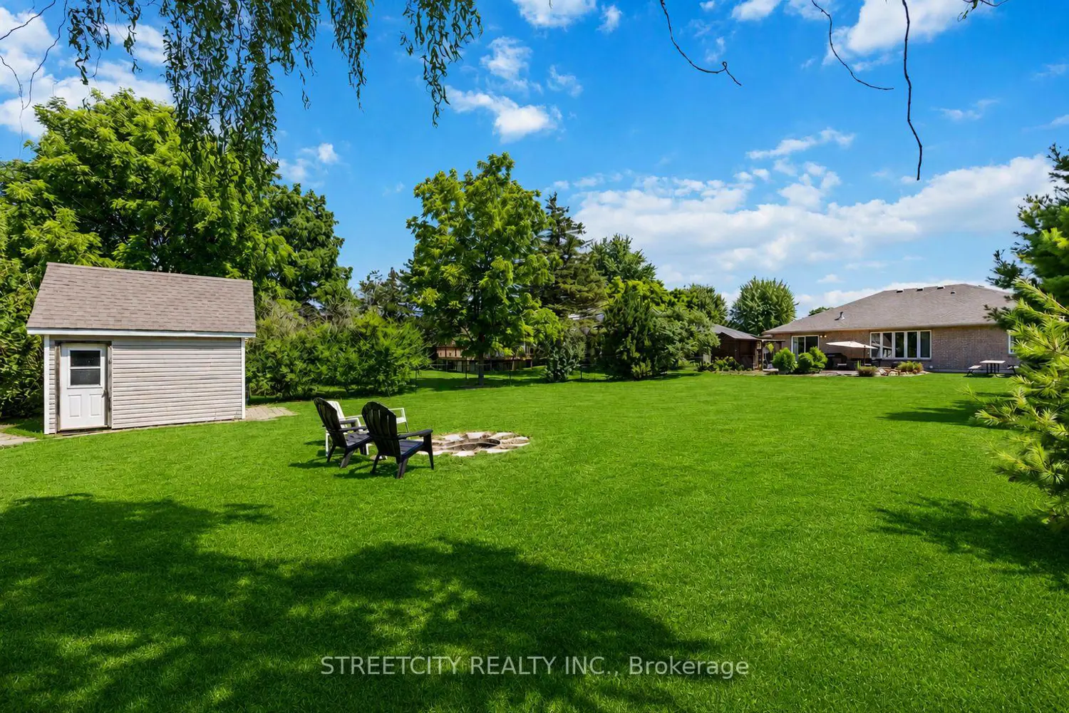 727 Norman Street photo 3