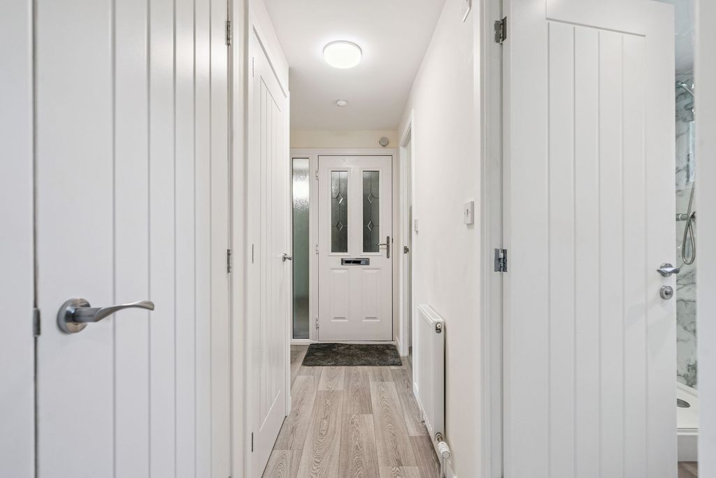 Additional image 5 of 1 bed flat for saleFlat 2, 30 Park Grove, Cardross G82