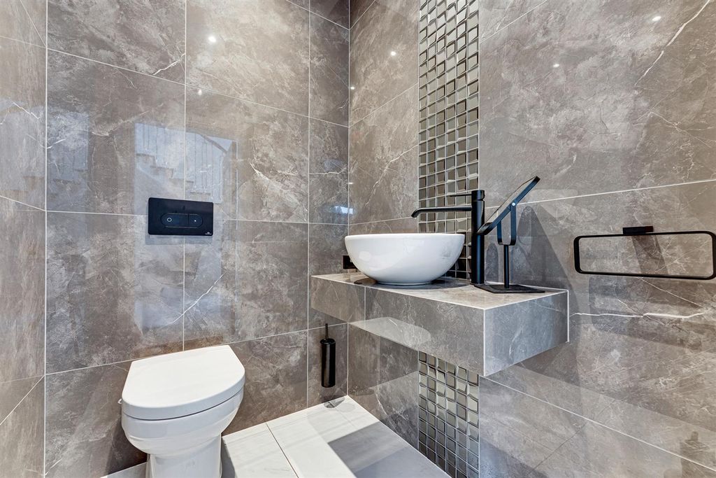 Additional image 42 of 5 bed detached house for saleMassams Lane, Formby L37
