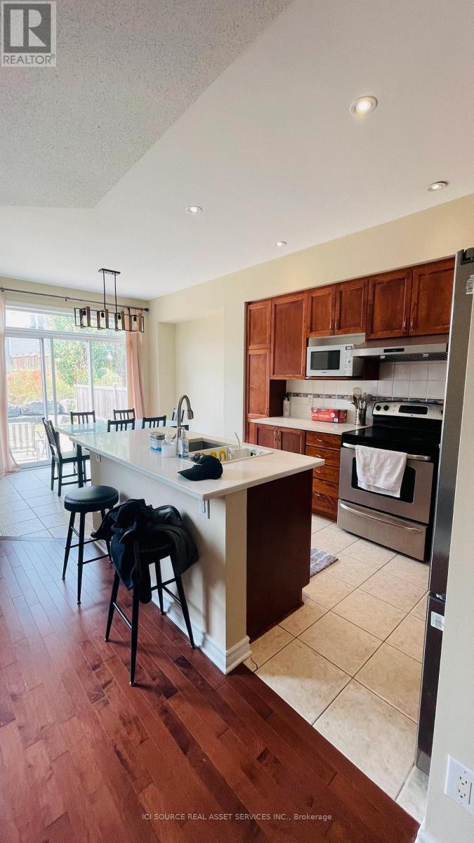 Additional image 2 of 27 Torbec Avenue, Ottawa, ON, K2T0B6
