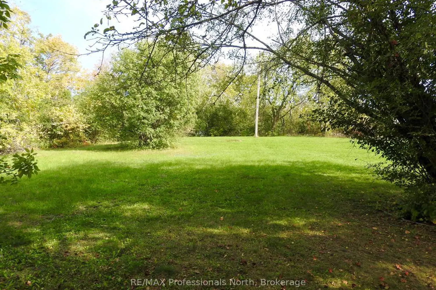 53 Long Island photo 3