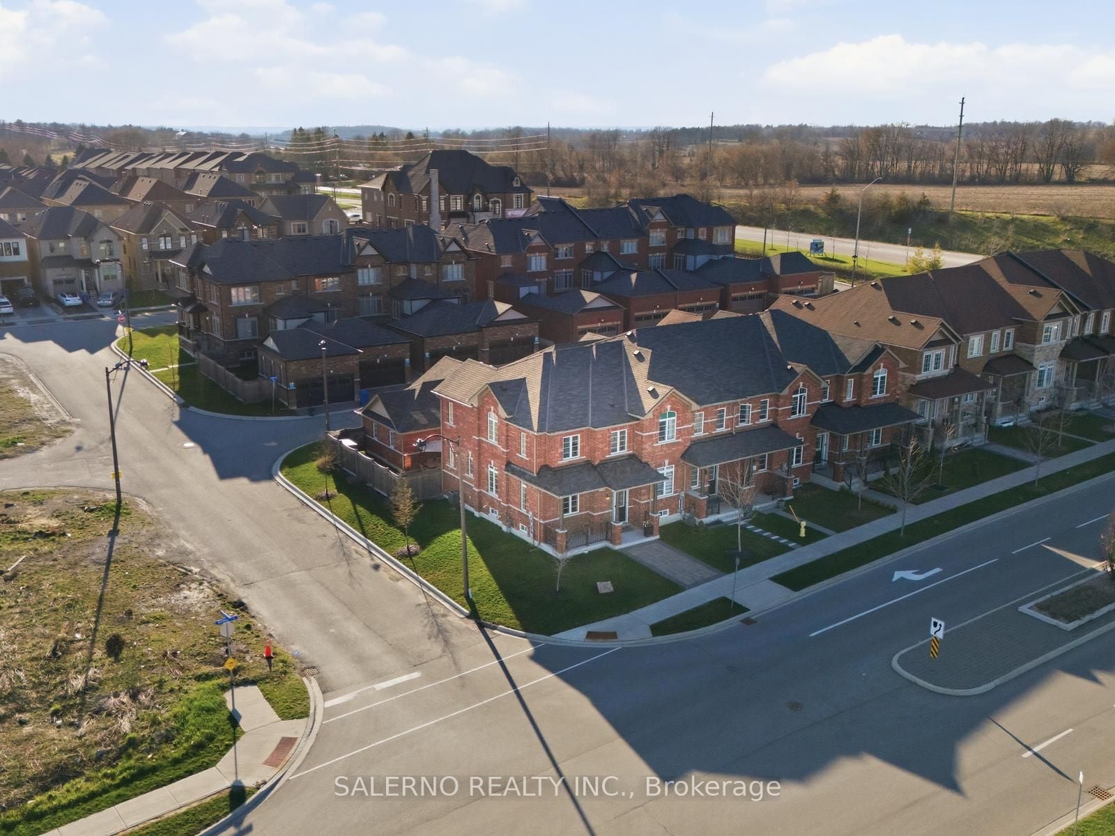 Additional image 3 of 1042 Murrell Boulevard, East Gwillimbury, ON, L9N 0X8
