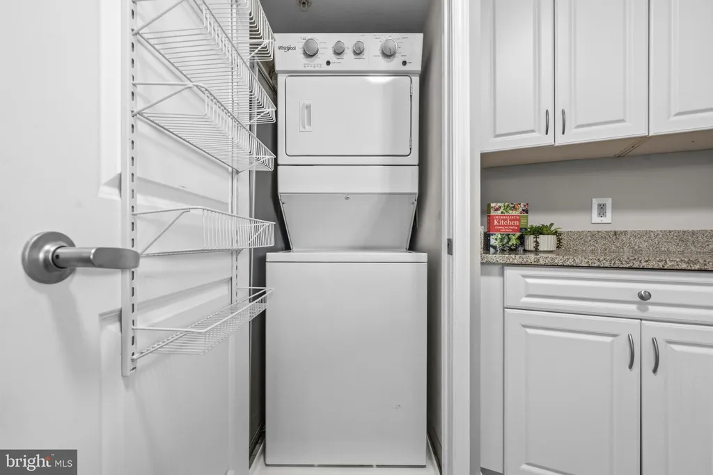 Additional image 10 of 555 Massachusetts Avenue NW Unit 1302, Washington, DC 20001