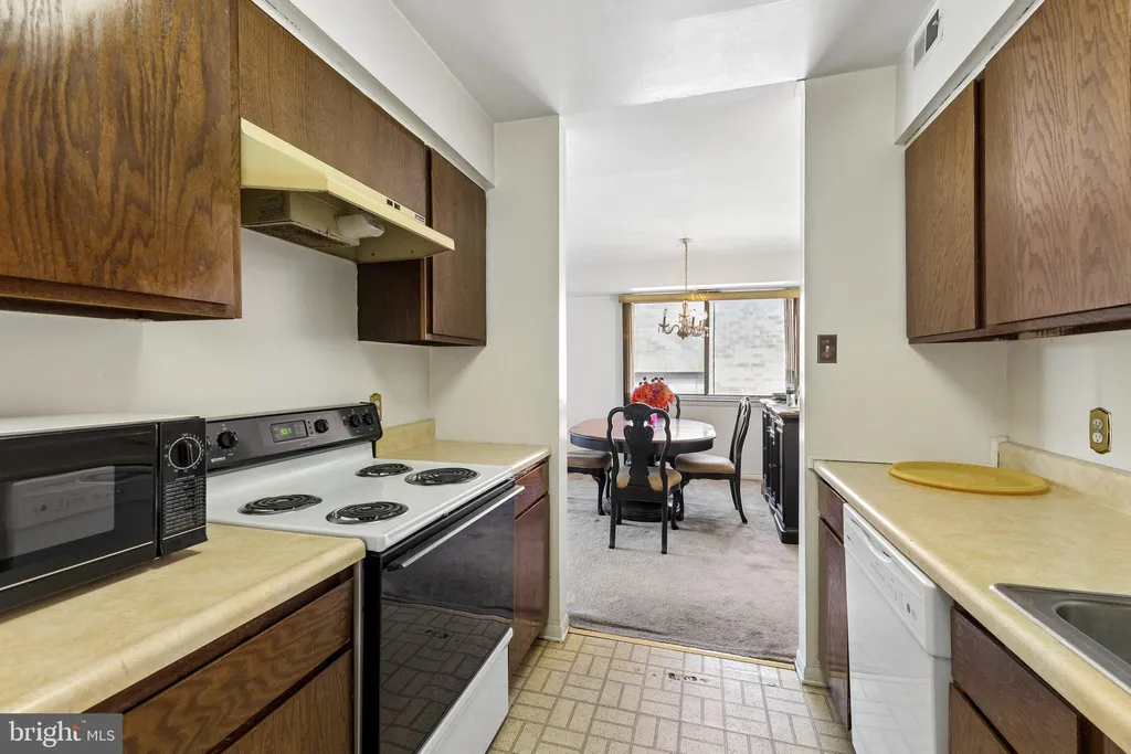 Additional image 12 of 3166 Berry Road NE Unit 27, Washington, DC 20018