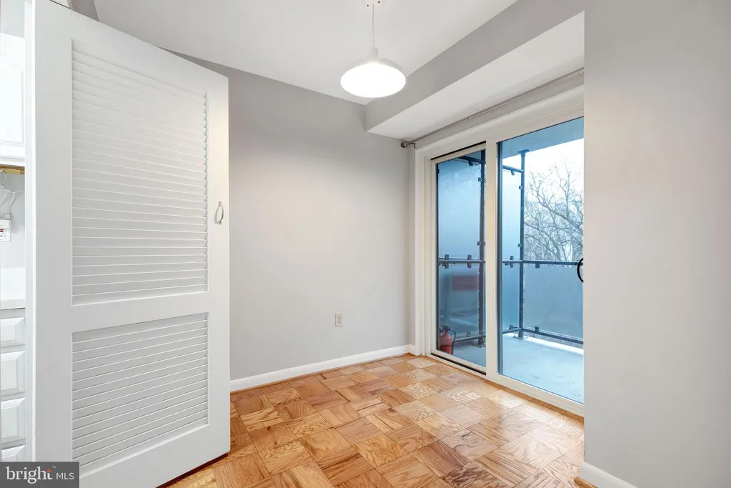 Additional image 9 of 4201 Cathedral Avenue NW Unit 511E, Washington, DC 20016