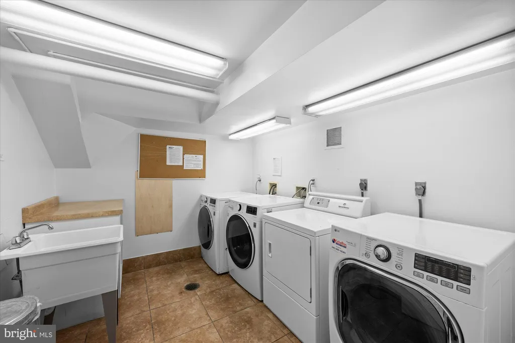 4840 Macarthur Boulevard NW Unit 402, Washington, DC 20007