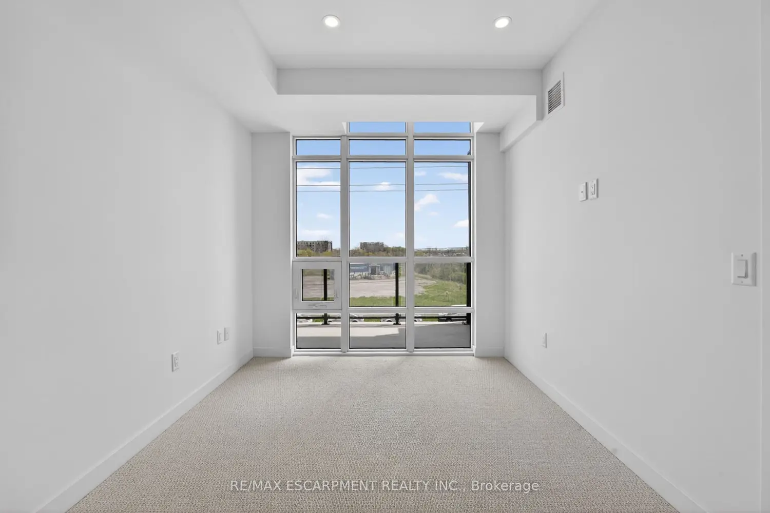Additional image 15 of 461 Green Road 321
