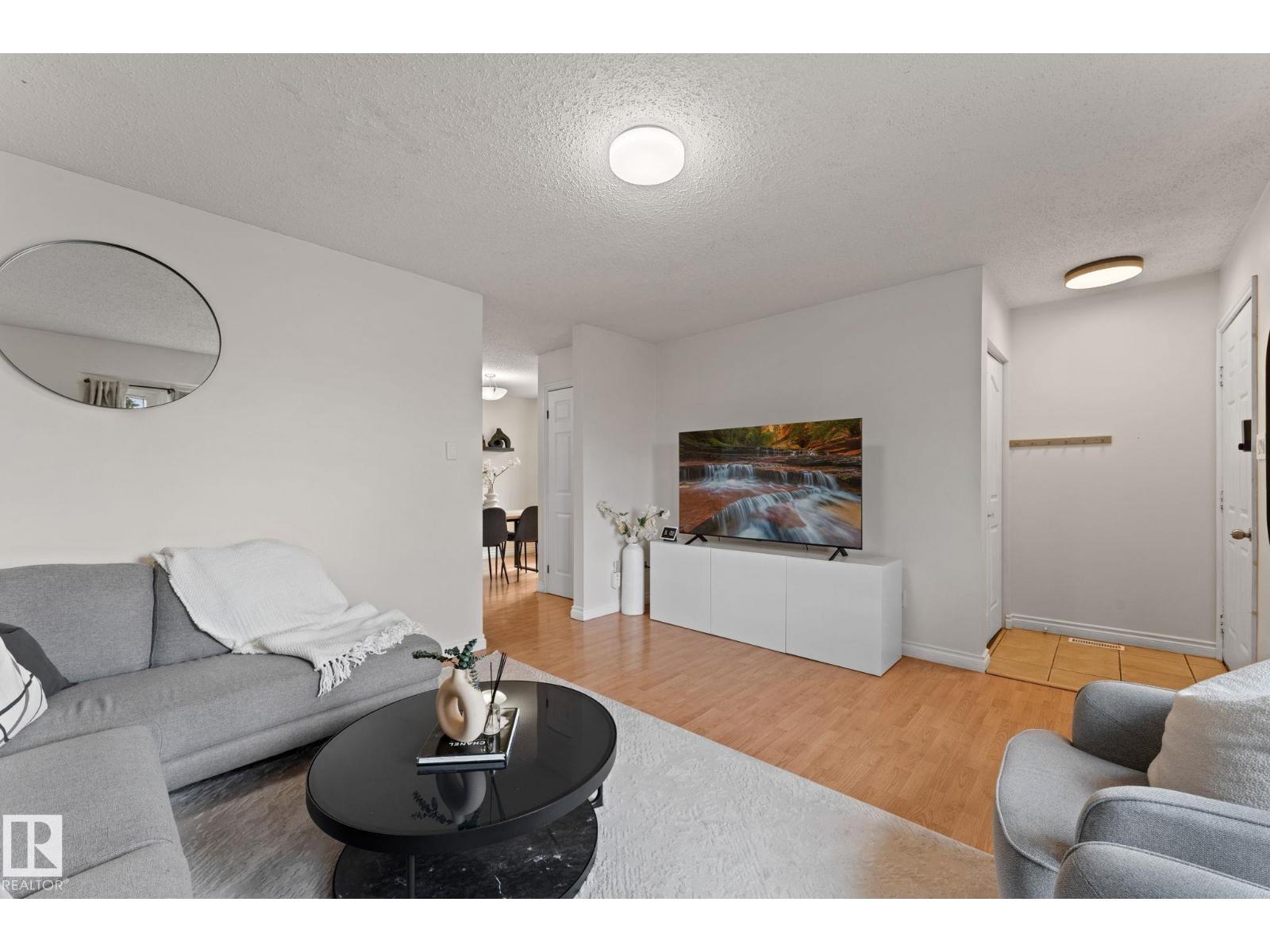 Additional image 4 of 4621 126 Avenue NW, Edmonton, AB, T5A4L1