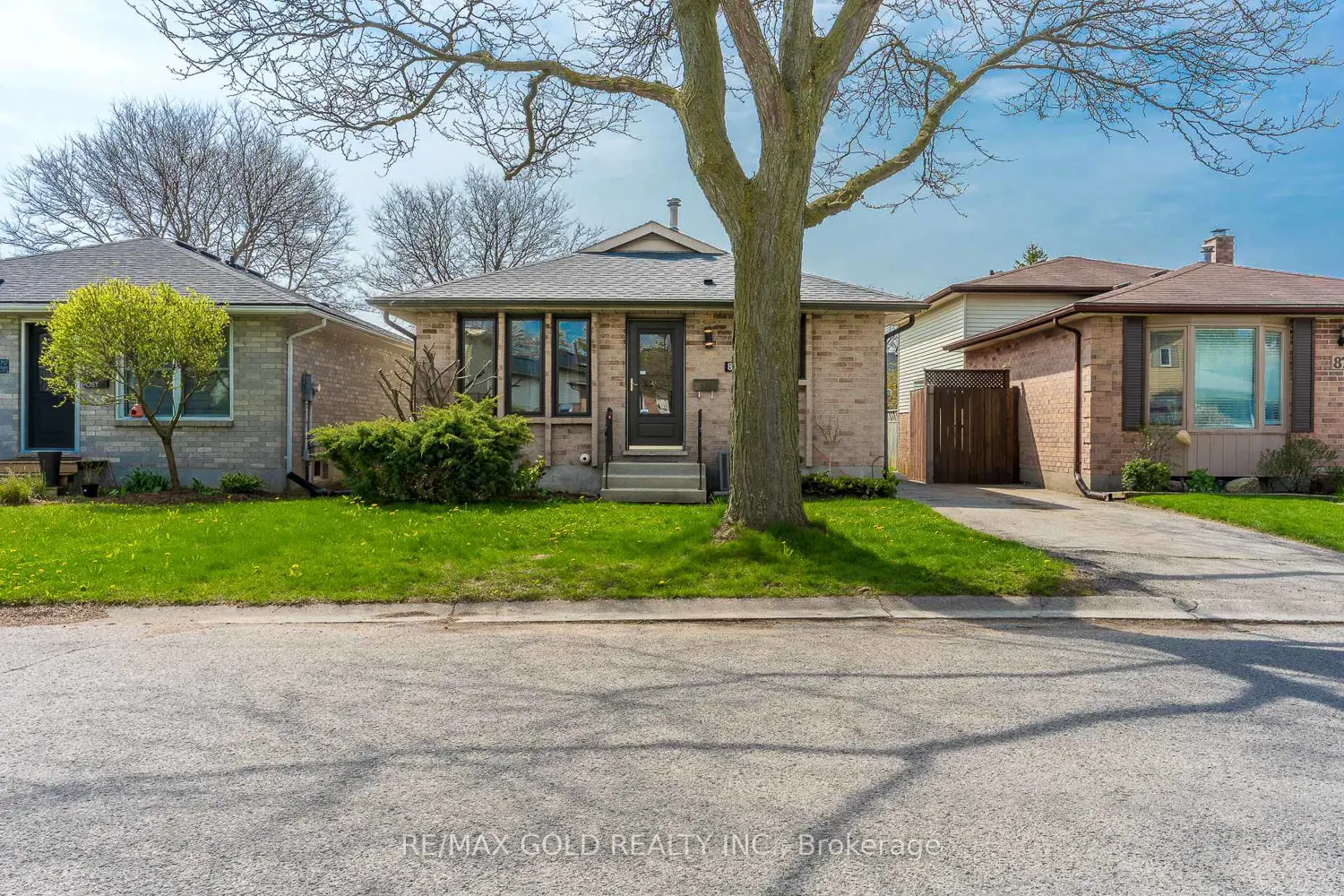 83 Speight Crescent