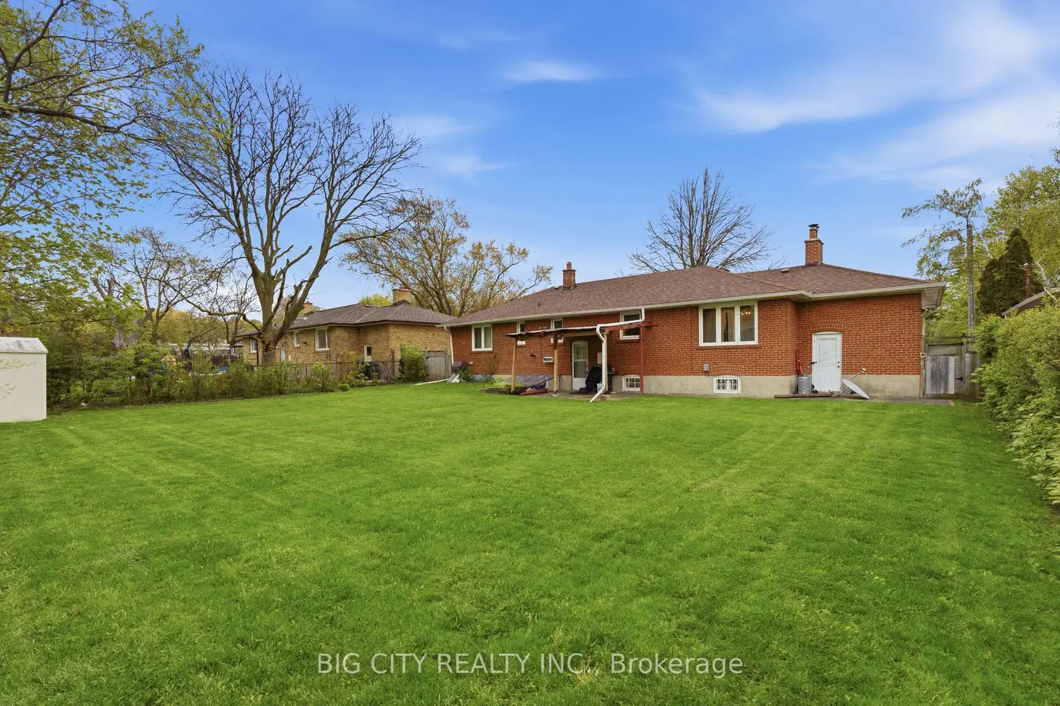 25 Foxhill Road photo 3