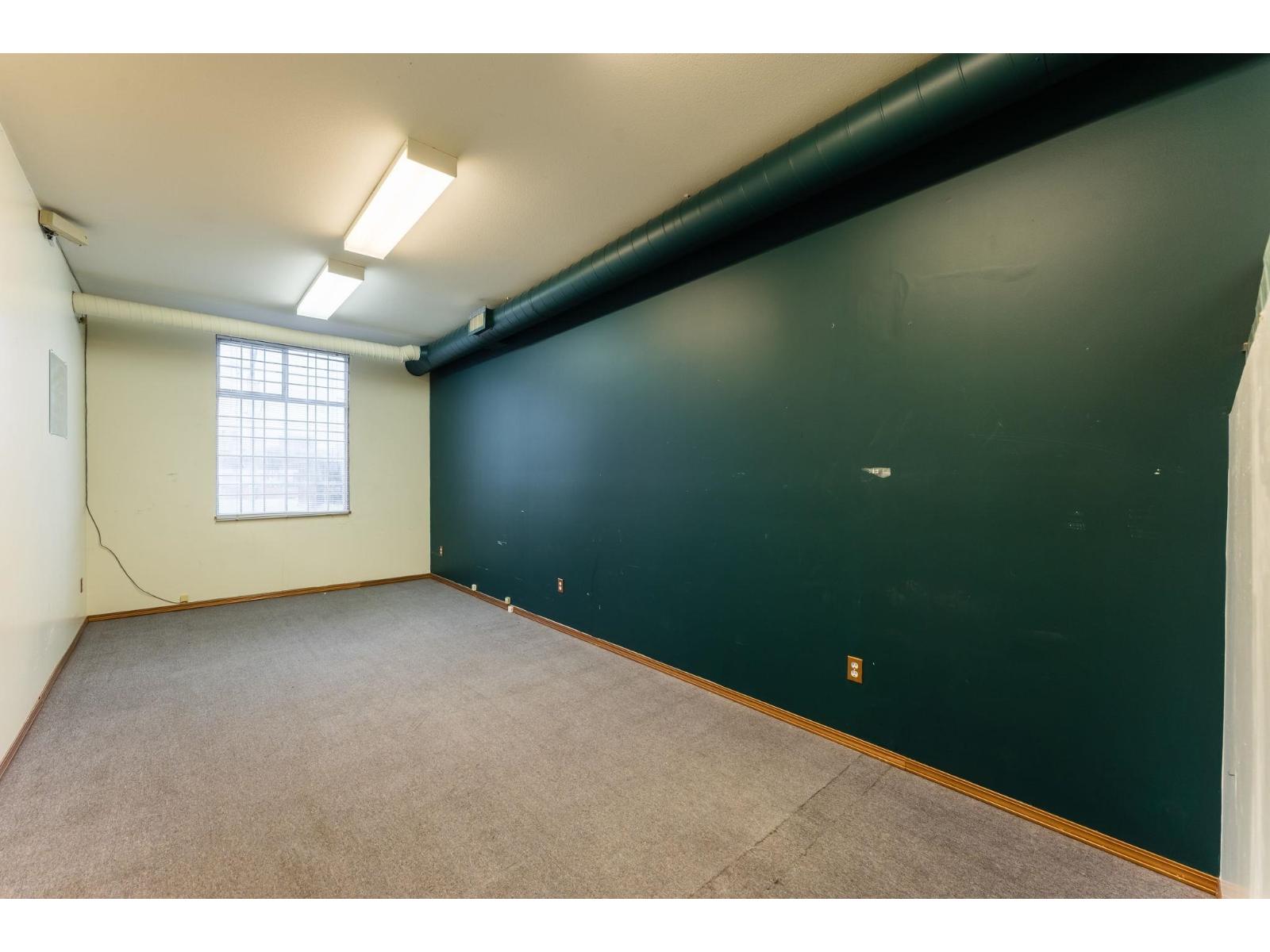 207-20466 Fraser Highway, Langley, BC, V3A4G2