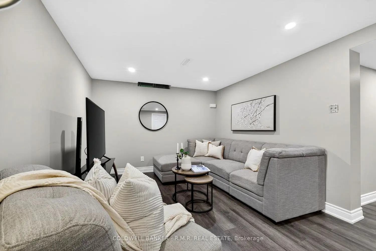 Additional image 11 of 729 Downview Crescent