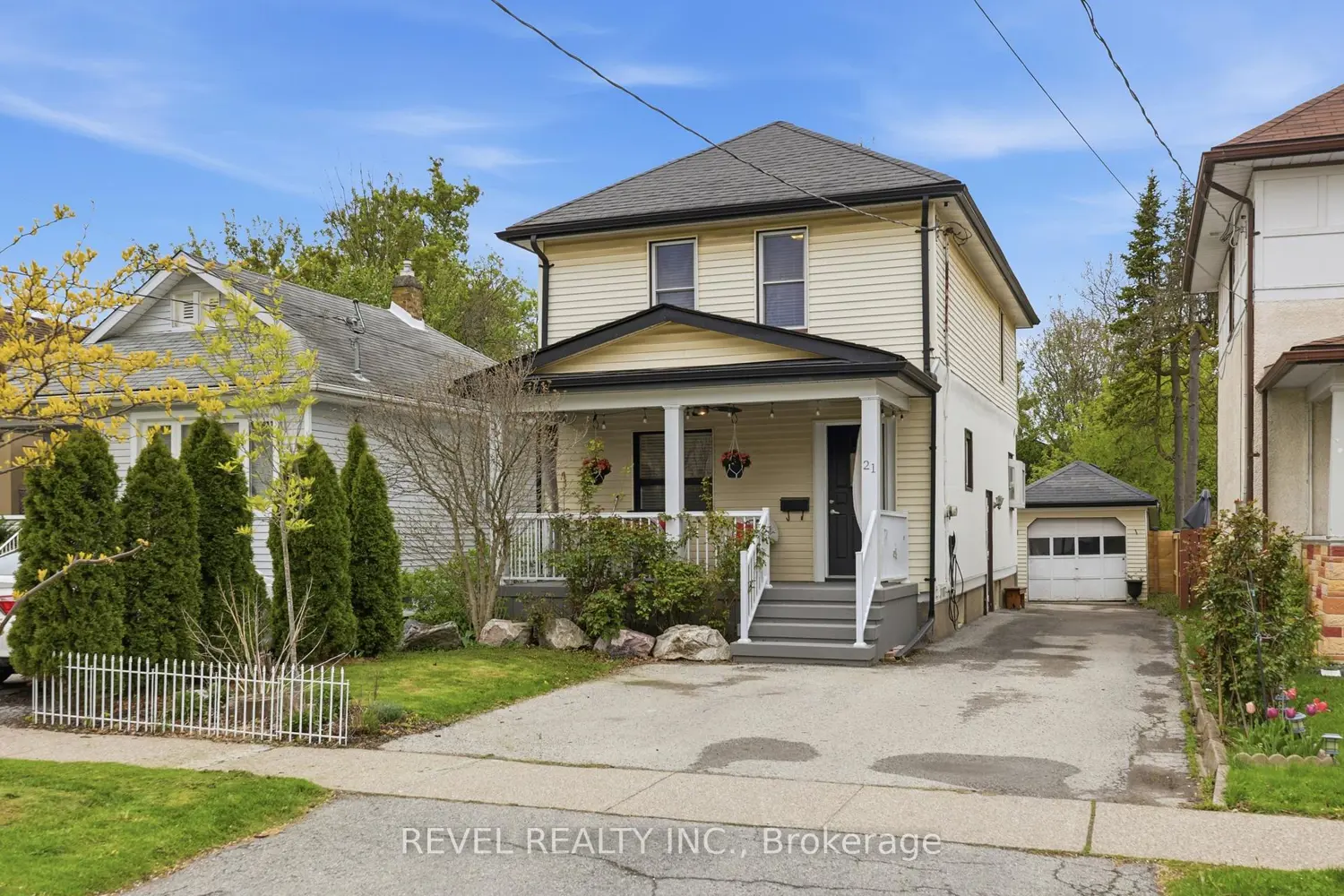 21 Berryman Avenue