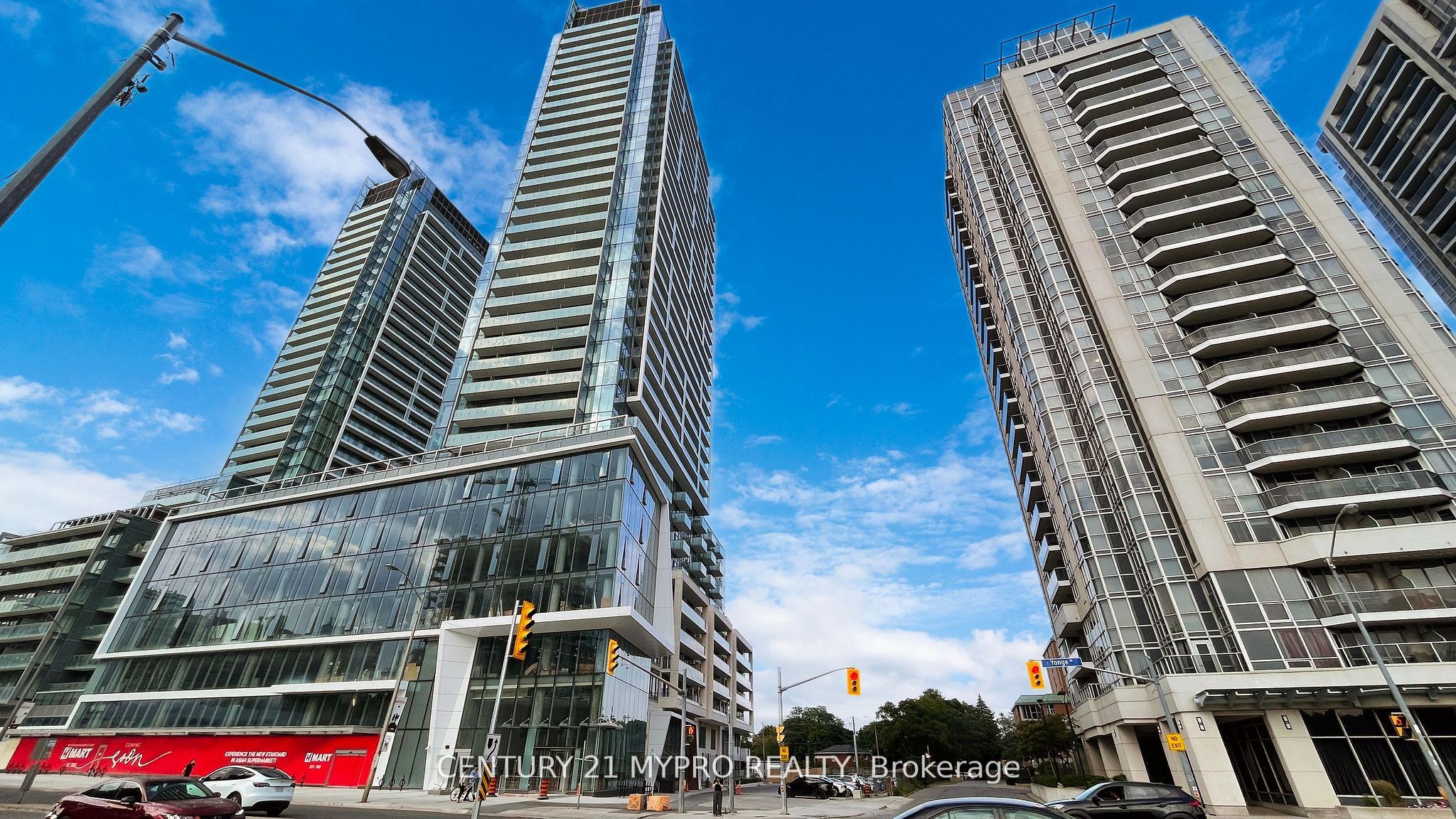 Additional image 2 of S803-8 Olympic Garden Drive, Toronto, ON, M2M 0B9