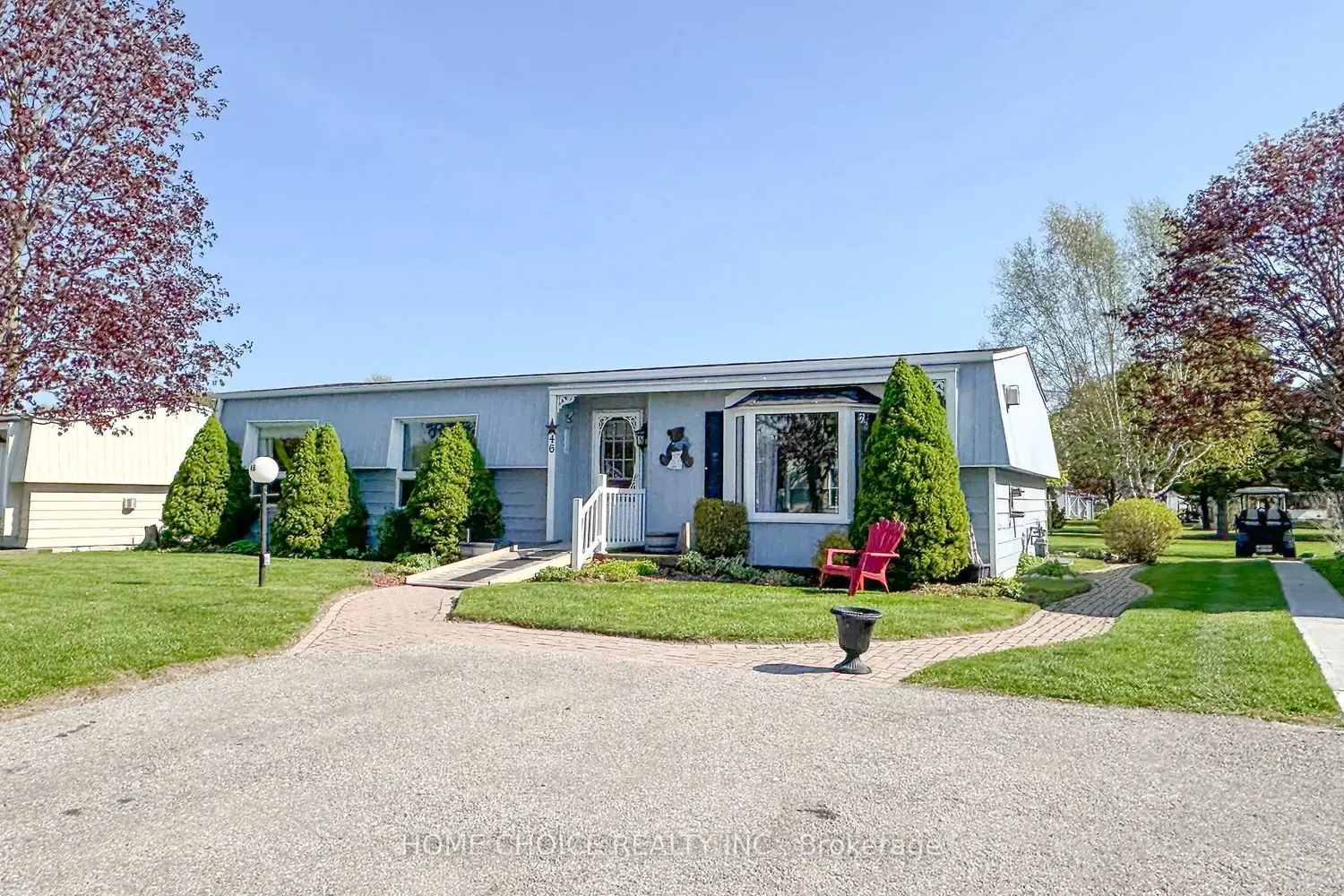 46 Fairway Drive photo 2