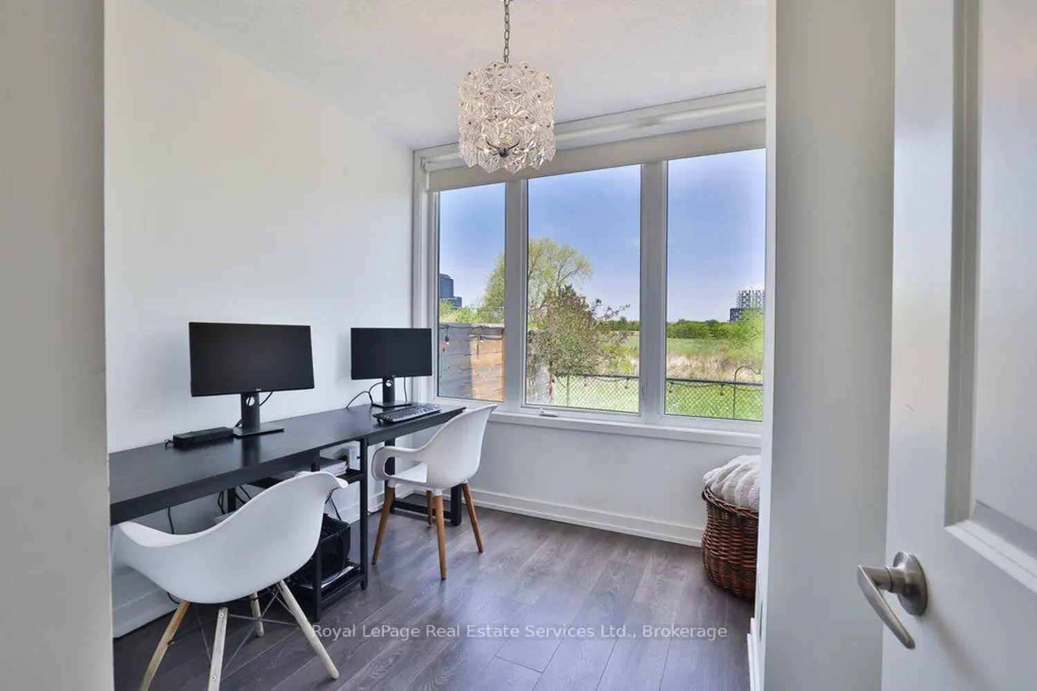 Additional image 13 of 3155 Mintwood Circle