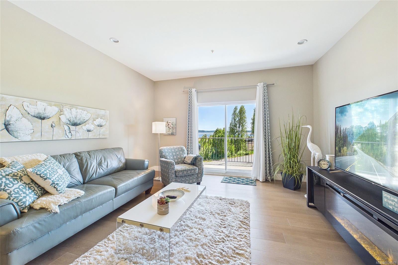 Additional image 5 of 304-104 Esplanade Street, Nanaimo, BC, V9R 0G6