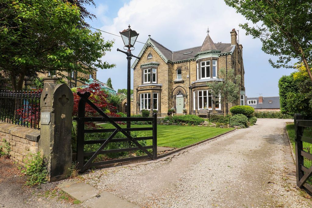 9 bed detached house for saleTaptonville Crescent, Broomhill, Sheffield S10