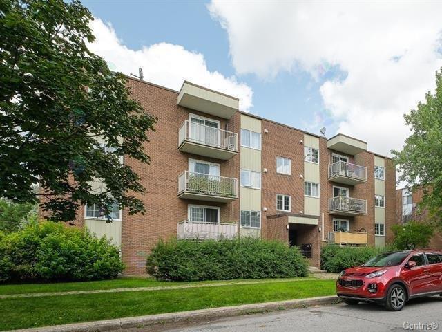 1240 Rue Conefroy