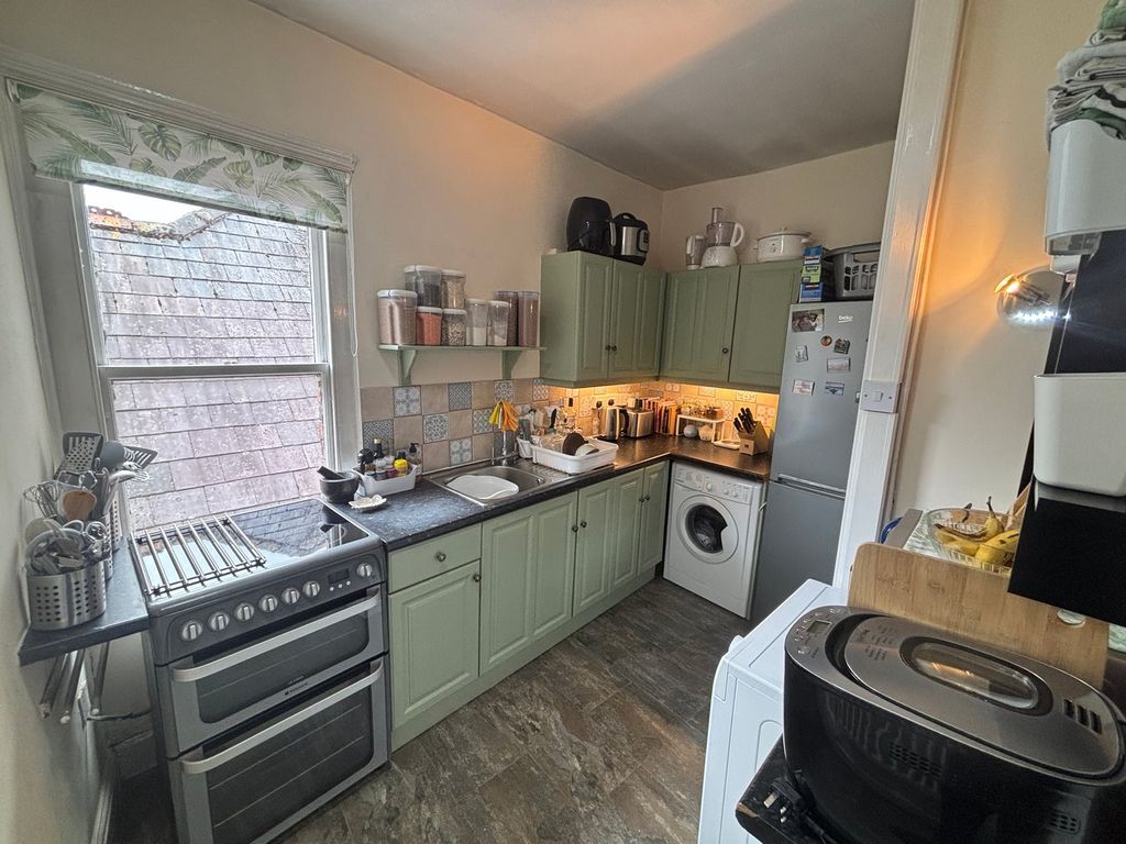 Additional image 4 of 2 bed flat for saleTemple Street, Llandrindod Wells LD1