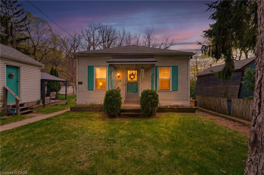 111 Sydenham Street, Dundas, ON, L9H 2V5