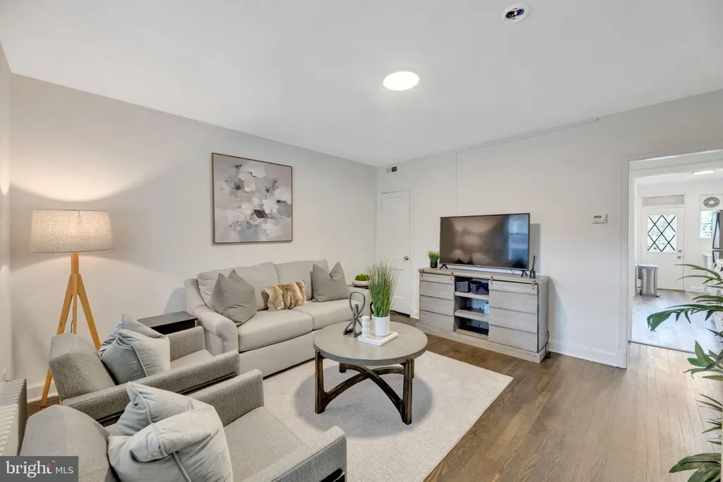 Additional image 62 of 424 19th Street NE, Washington, DC 20002
