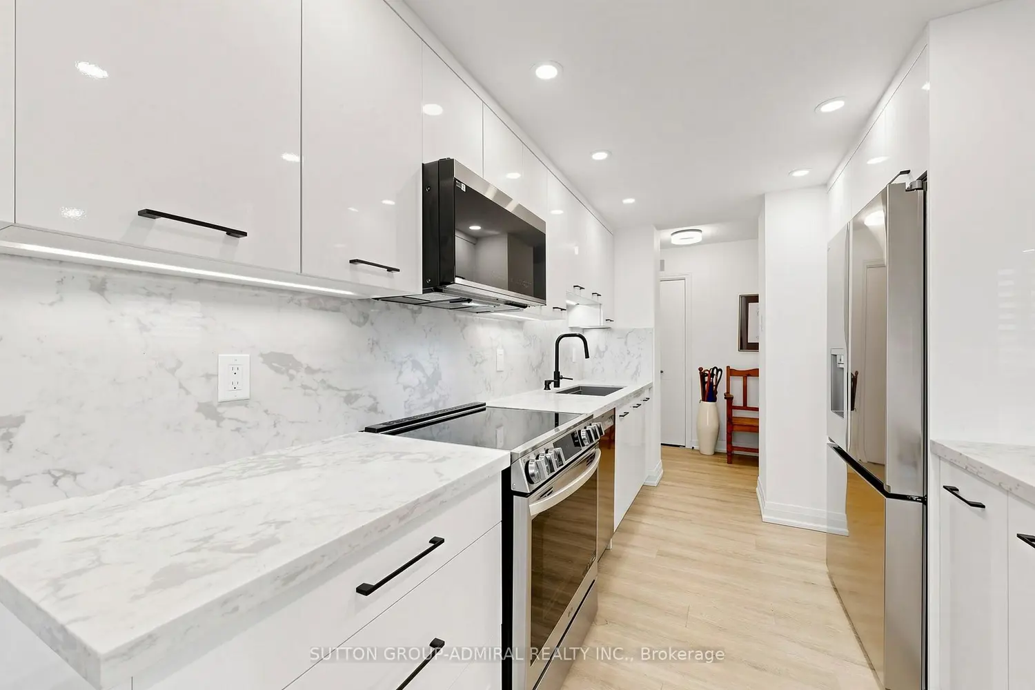 Additional image 8 of 8111 Yonge Street 1809