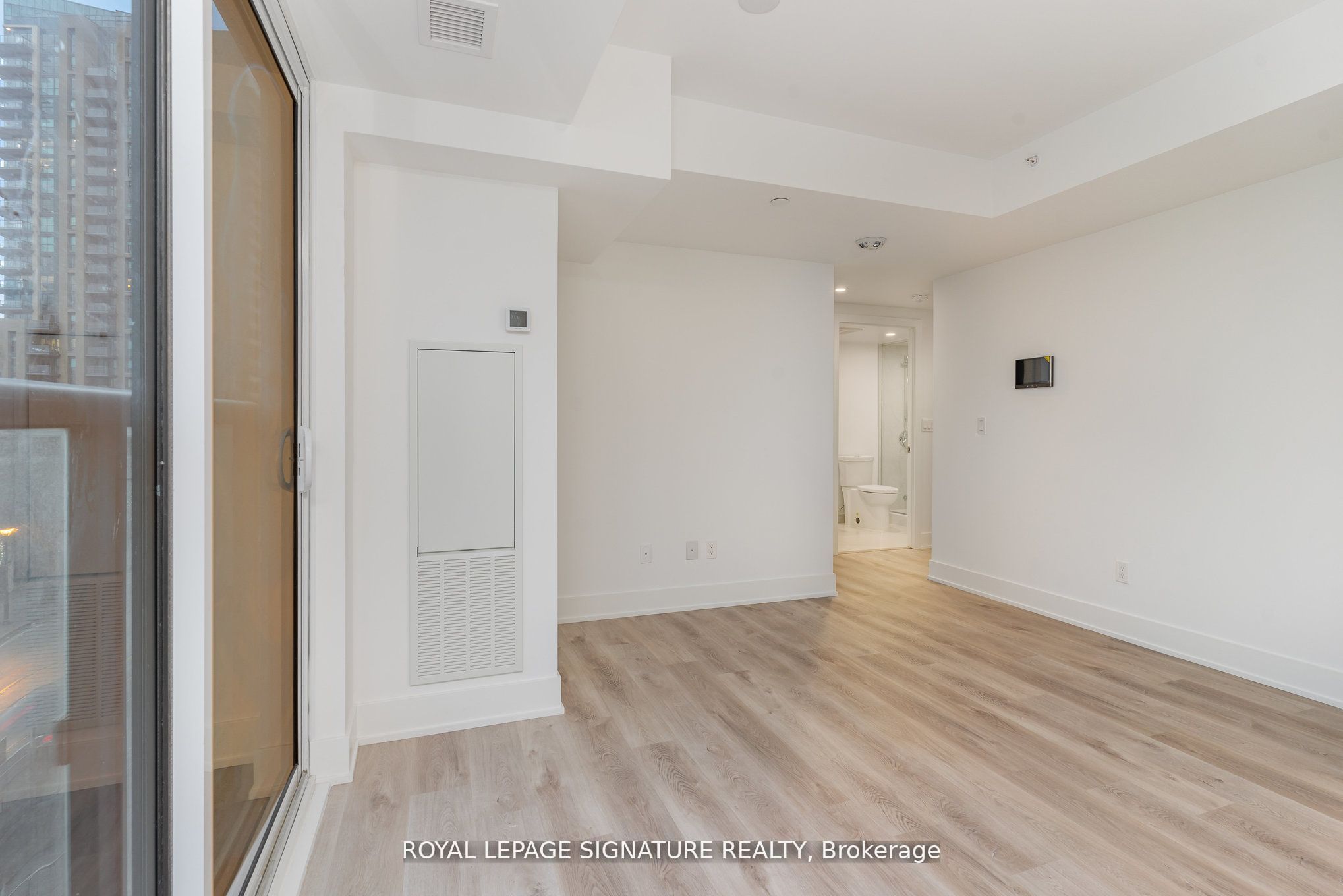 Additional image 4 of 304-370 Martha Street, Burlington, ON, L7R 0G9
