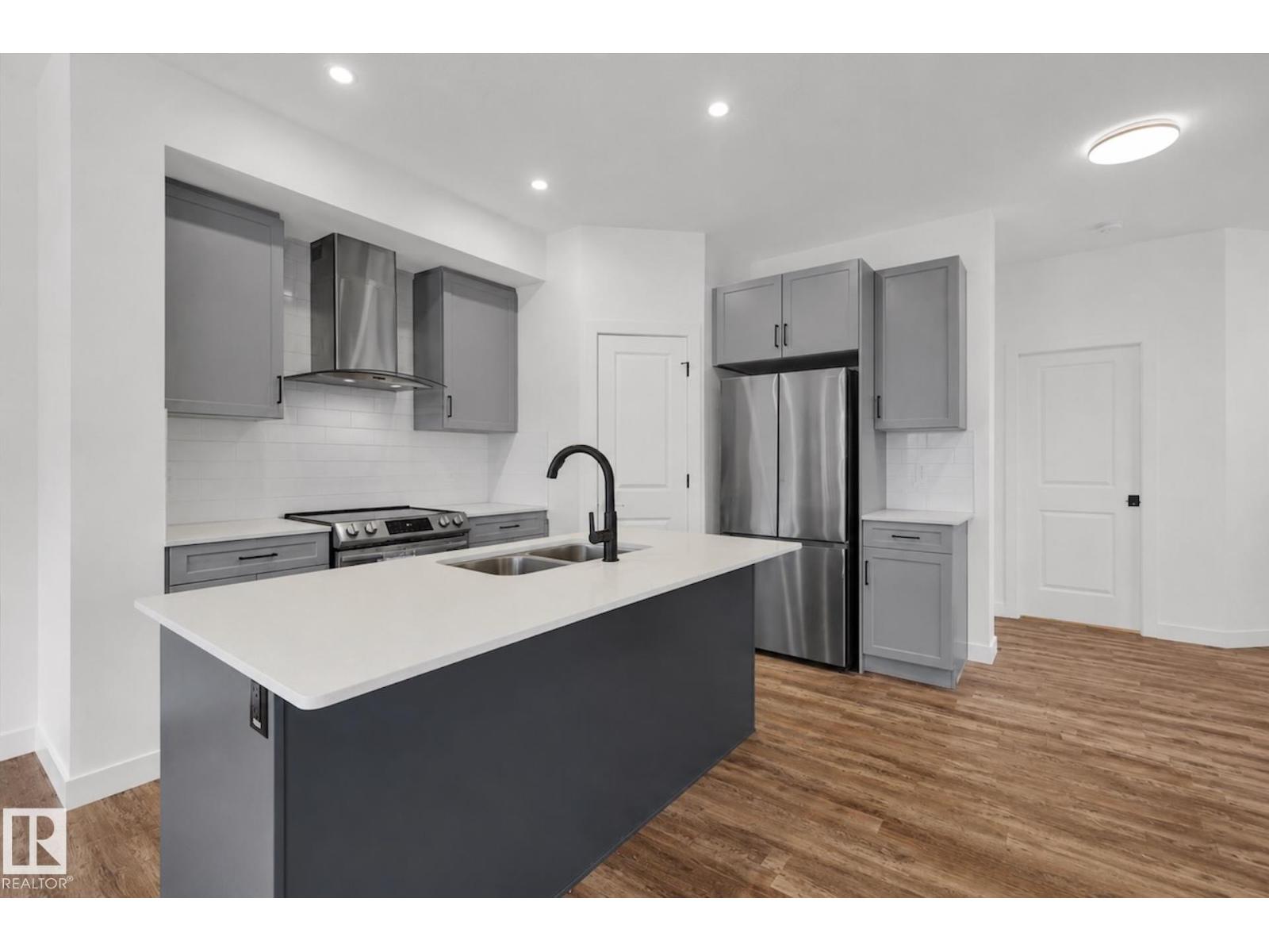 #53 5122 213A ST NW NW