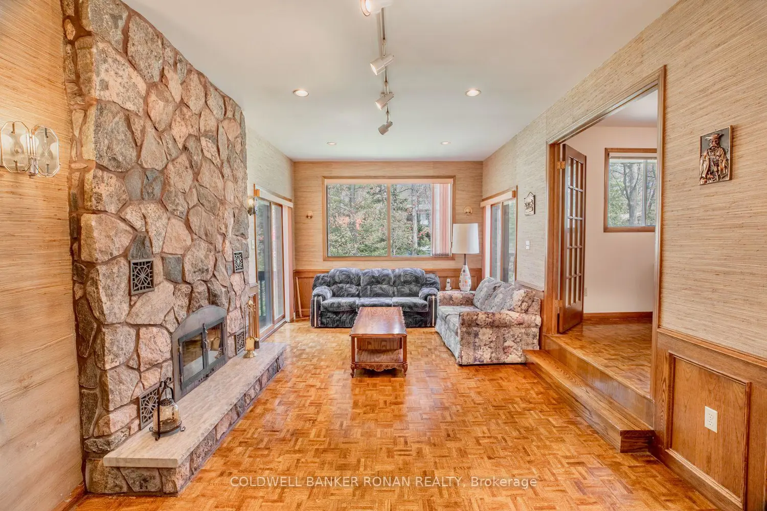 24 Pine Forest Drive photo 5