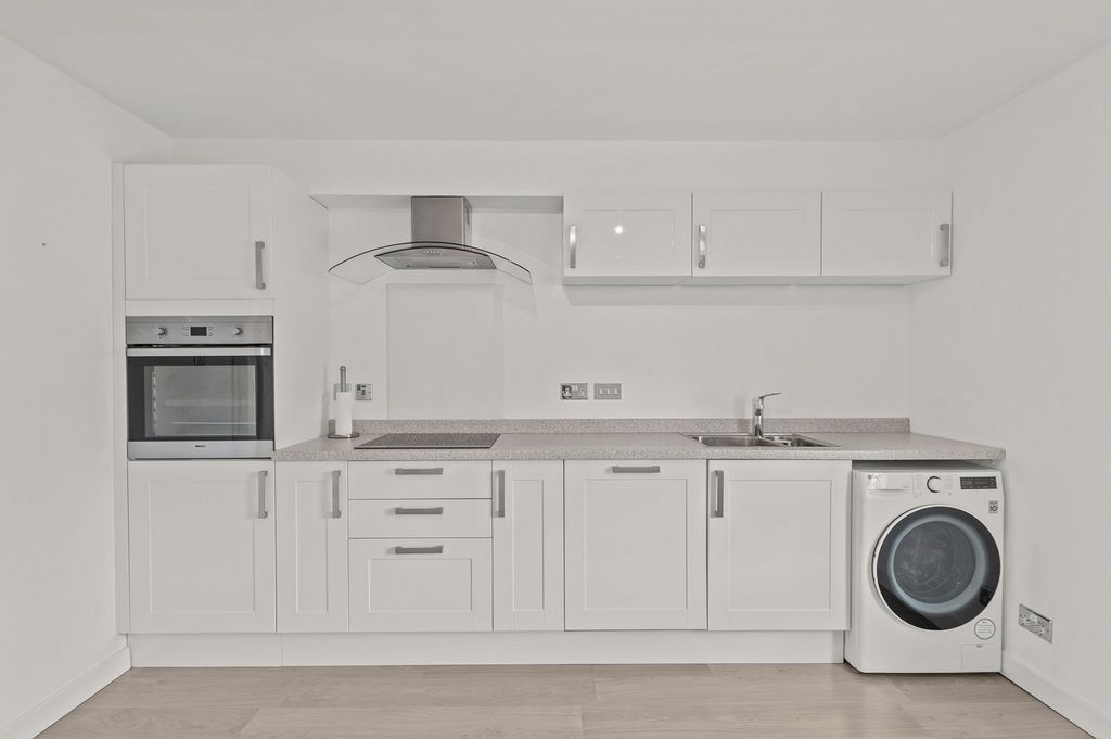 Additional image 2 of 3 bed flat for saleCarmichael Court, Bridge Of Allan FK9