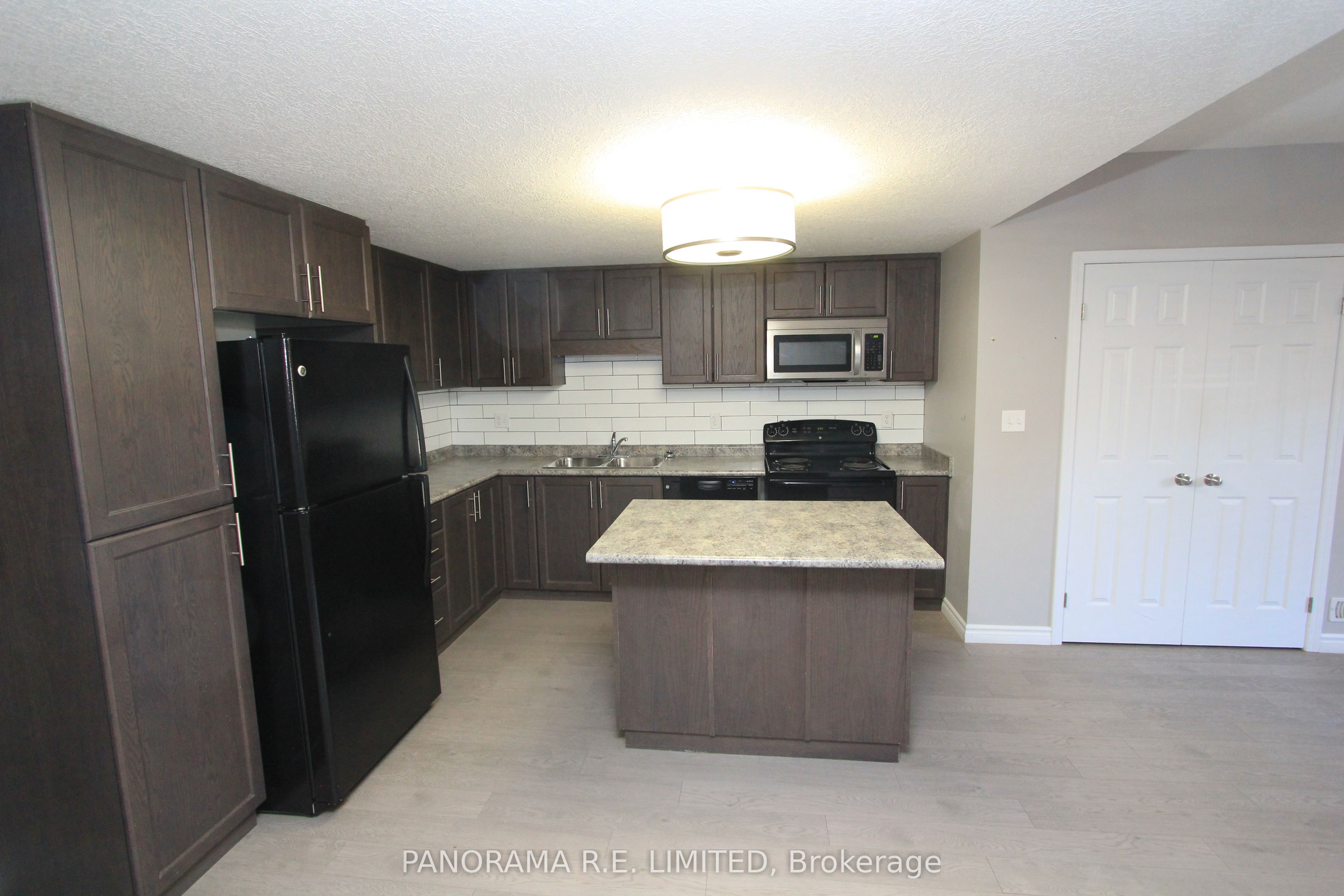 Additional image 4 of G-243 Rachel Crescent, Kitchener, ON, N2R 0E2
