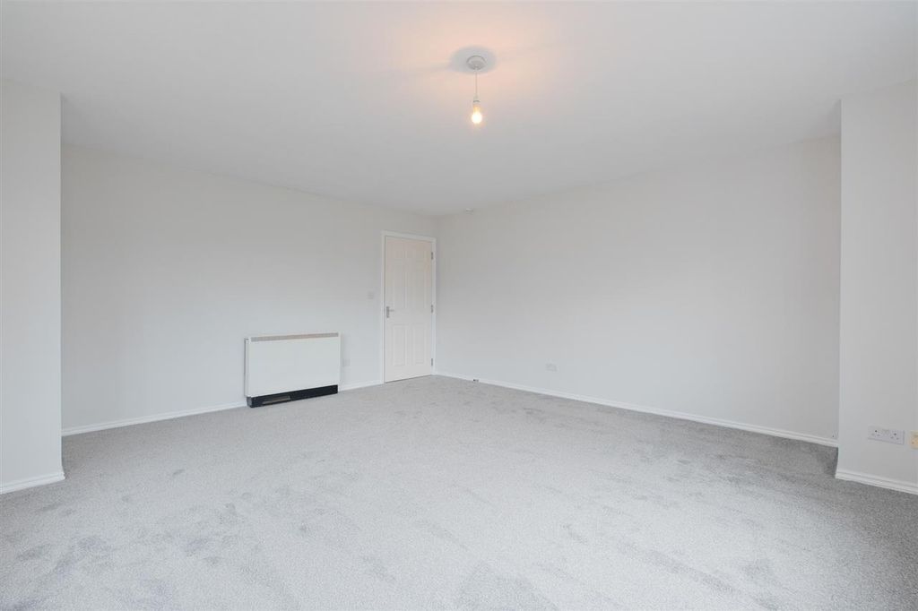 Additional image 3 of 2 bed flat for saleWest Wellhall Wynd, Hamilton ML3