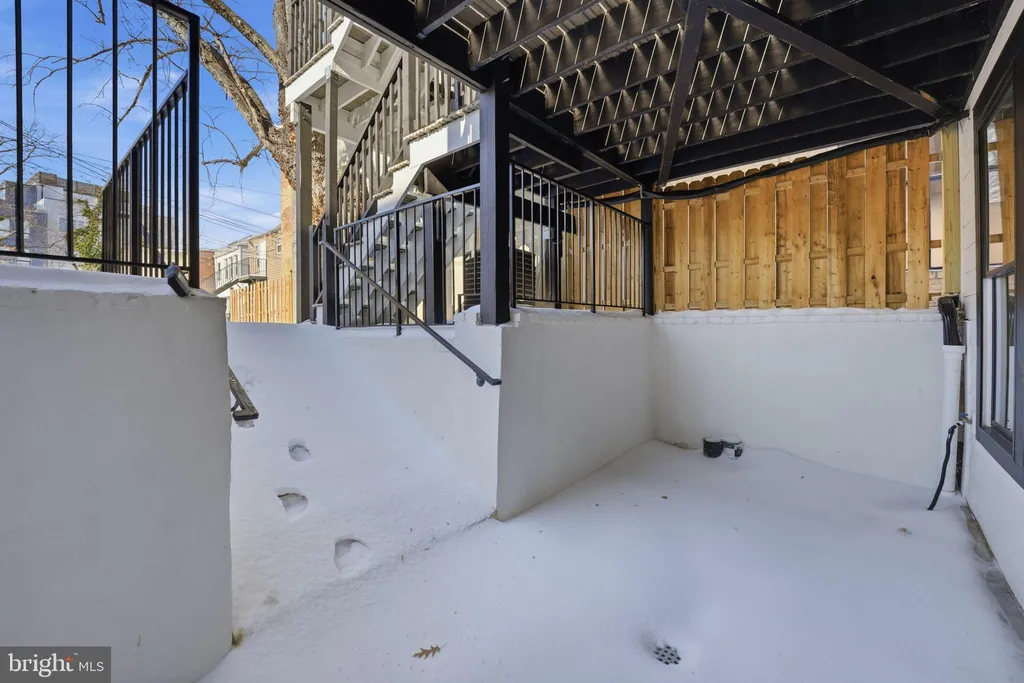 Additional image 23 of 3916 8th Street NW Unit B, Washington, DC 20011