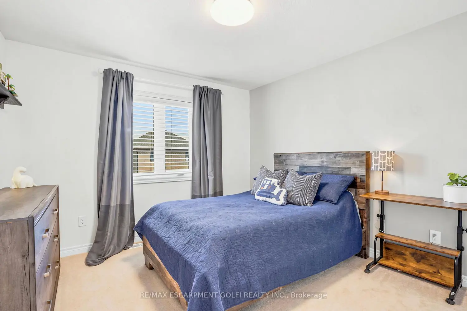 Additional image 9 of 49 Narbonne Crescent
