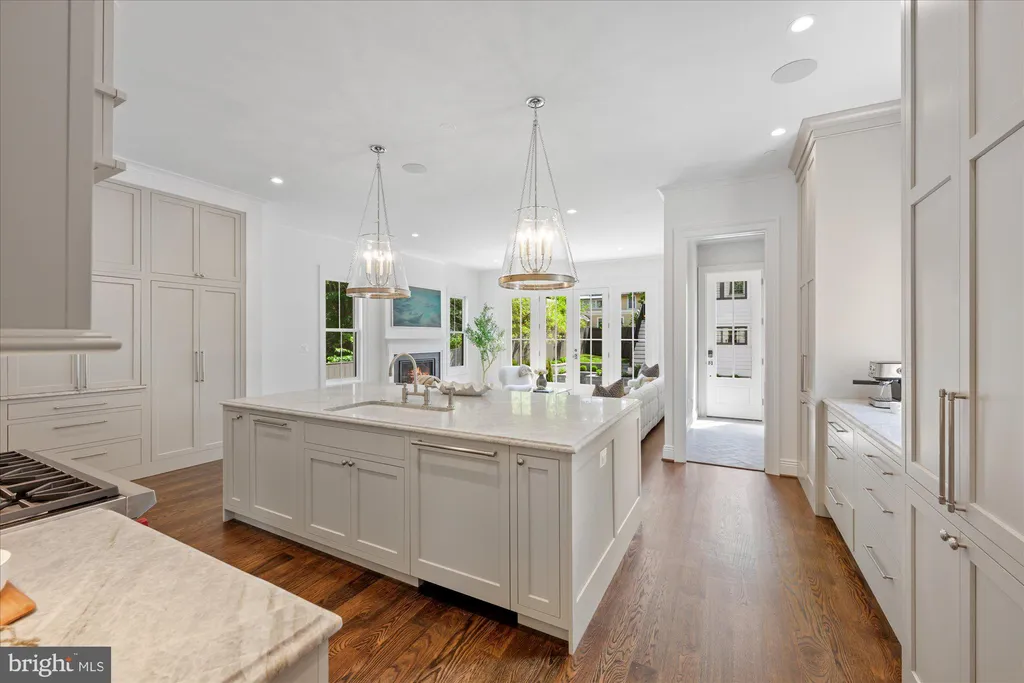 Additional image 21 of 4631 49th Street NW, Washington, DC 20016