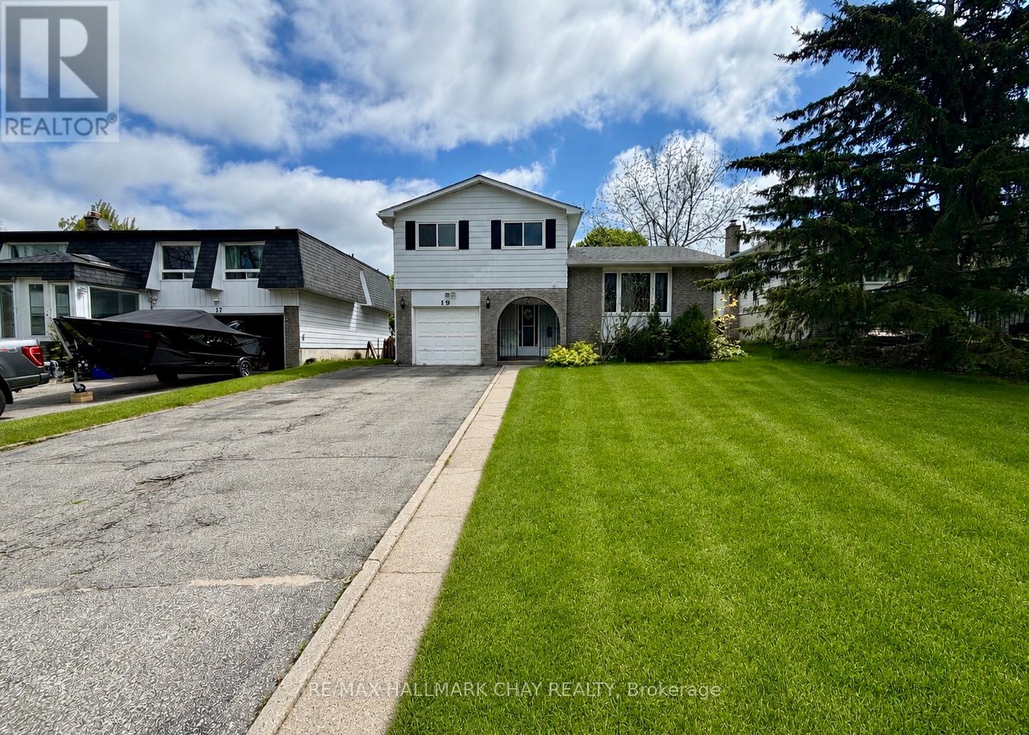 19 CAROL ROAD