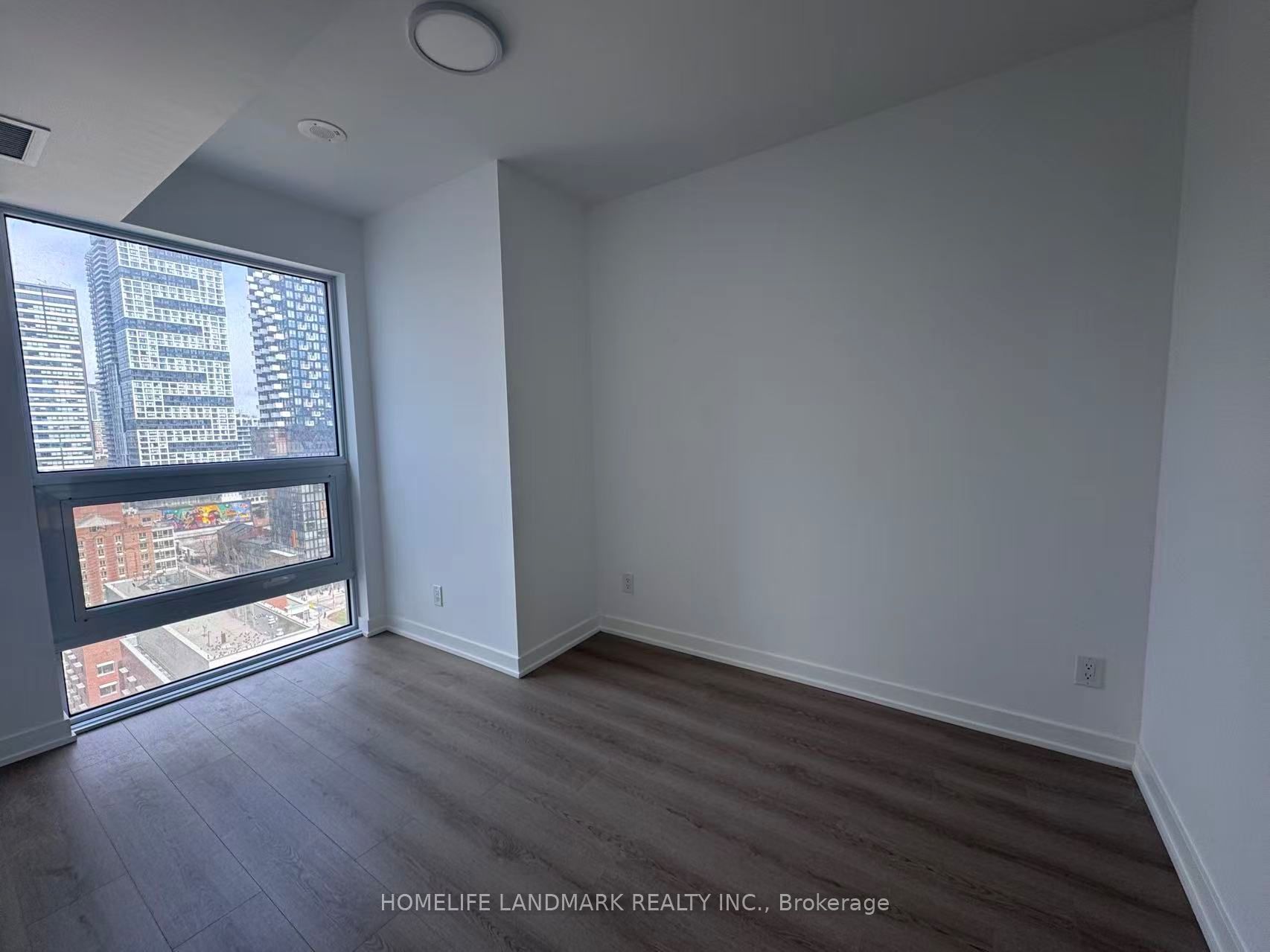 Additional image 3 of 2002-100 Queen Street, Toronto, ON, M5C 0B5