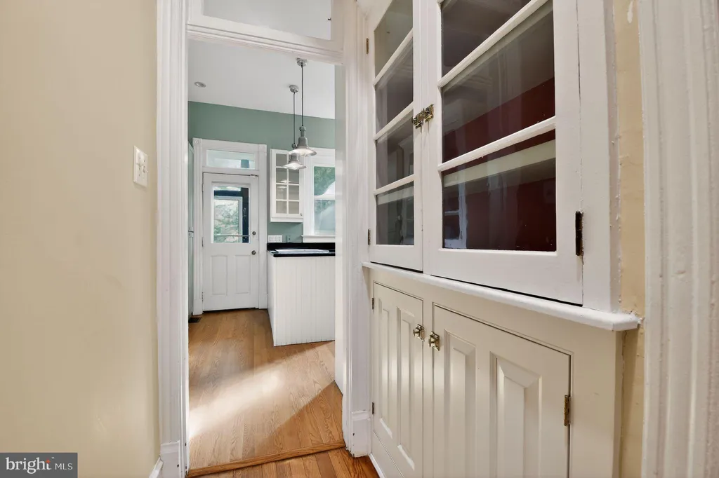 Additional image 7 of 1319 Massachusetts Ave SE, Washington, DC 20003