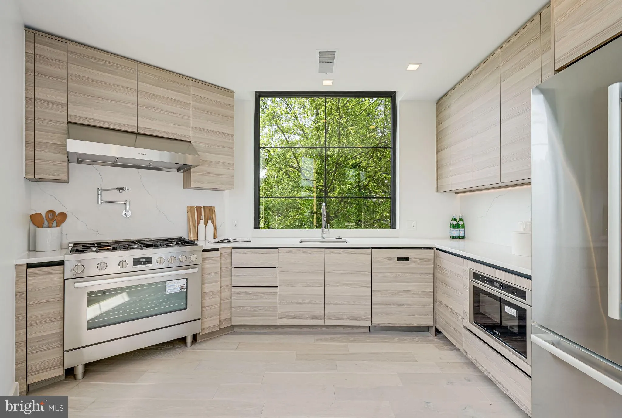 Additional image 58 of 2901 Newark St NW, Washington, DC 20008