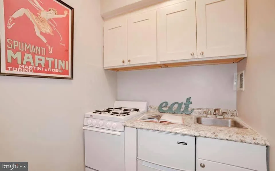Additional image 30 of 1727 Massachusetts Avenue NW Unit 405, Washington, DC 20036