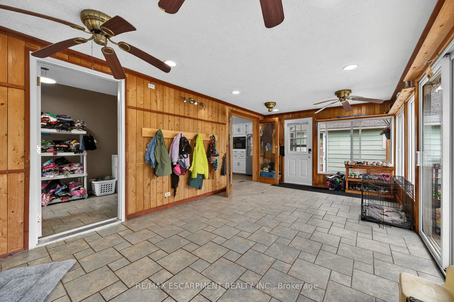 827 Pine Street photo 5