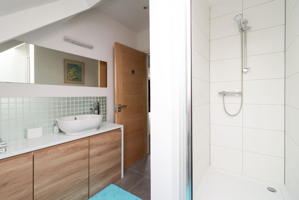 Additional image 31 of 5 bed semi-detached house for salePlymouth Road, Penarth CF64