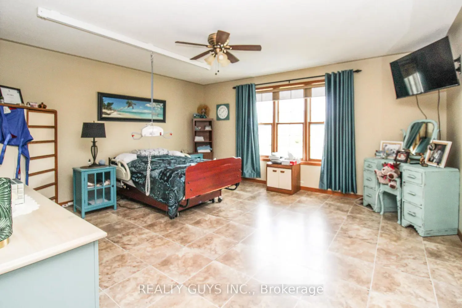 Additional image 10 of 668 Brealey Drive