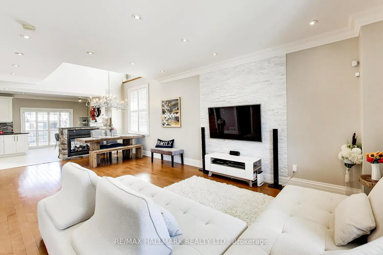 31 Ivanhoe Court photo 3